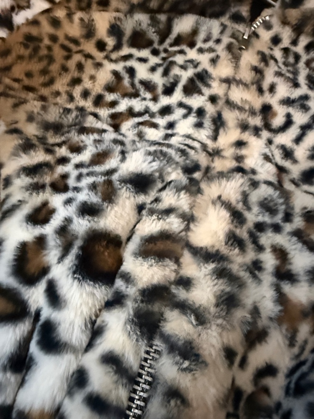 No Boundaries Leopard Print Faux Fur Cropped Jacket - Tan & Black - Picture 3 of 7